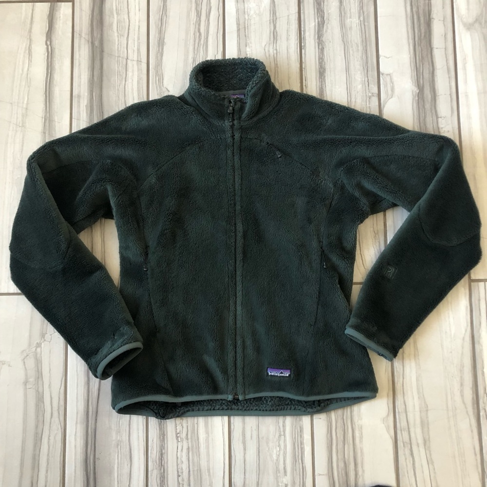 Patagonia Regulator fleece jacket. EUC